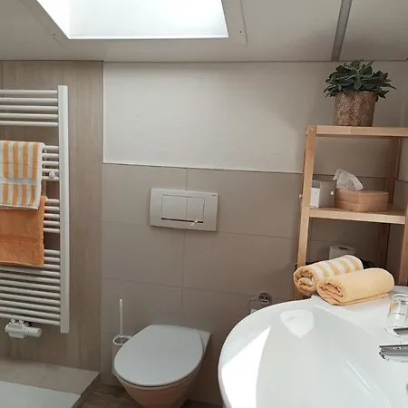 Enzian Apartamento *